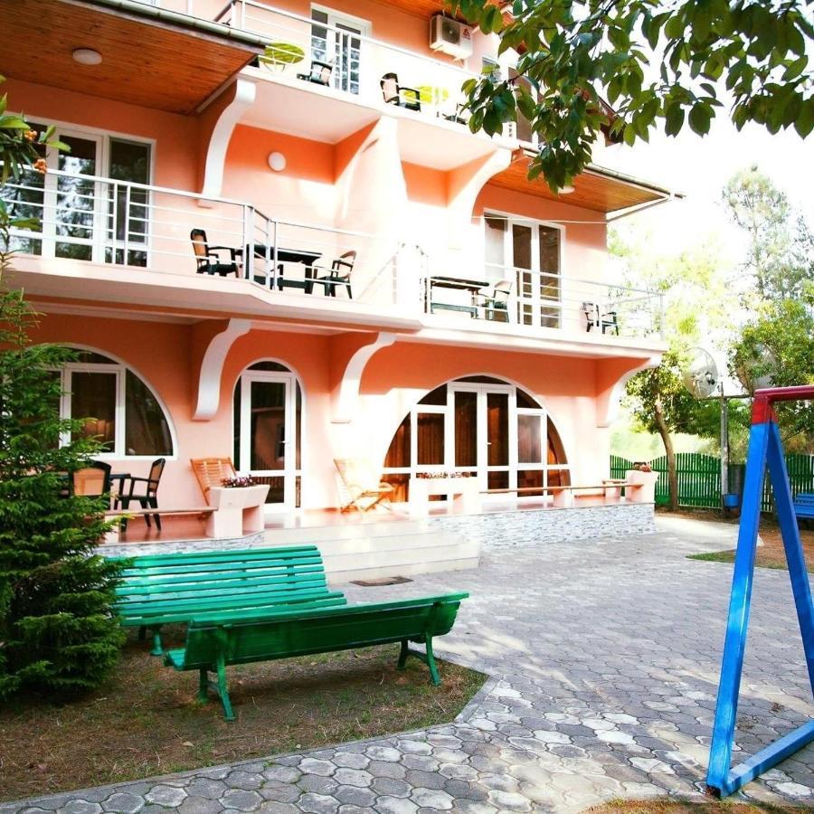 Hotel Qeti Shekhvetili Buitenkant foto