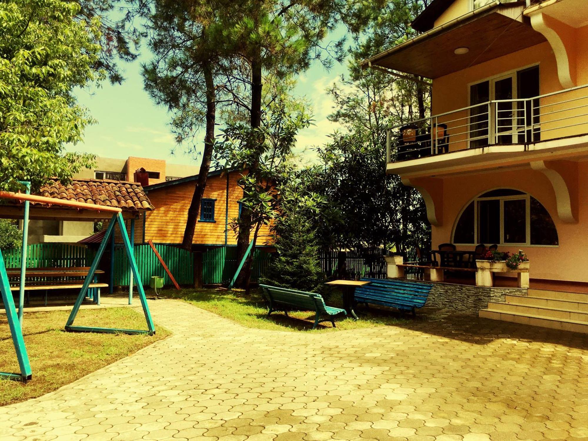 Hotel Qeti Shekhvetili Buitenkant foto